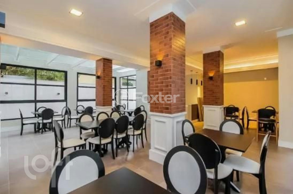Apartamento à venda com 2 quartos, 131m² - Foto 2