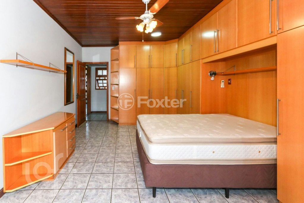 Casa à venda com 6 quartos, 227m² - Foto 38