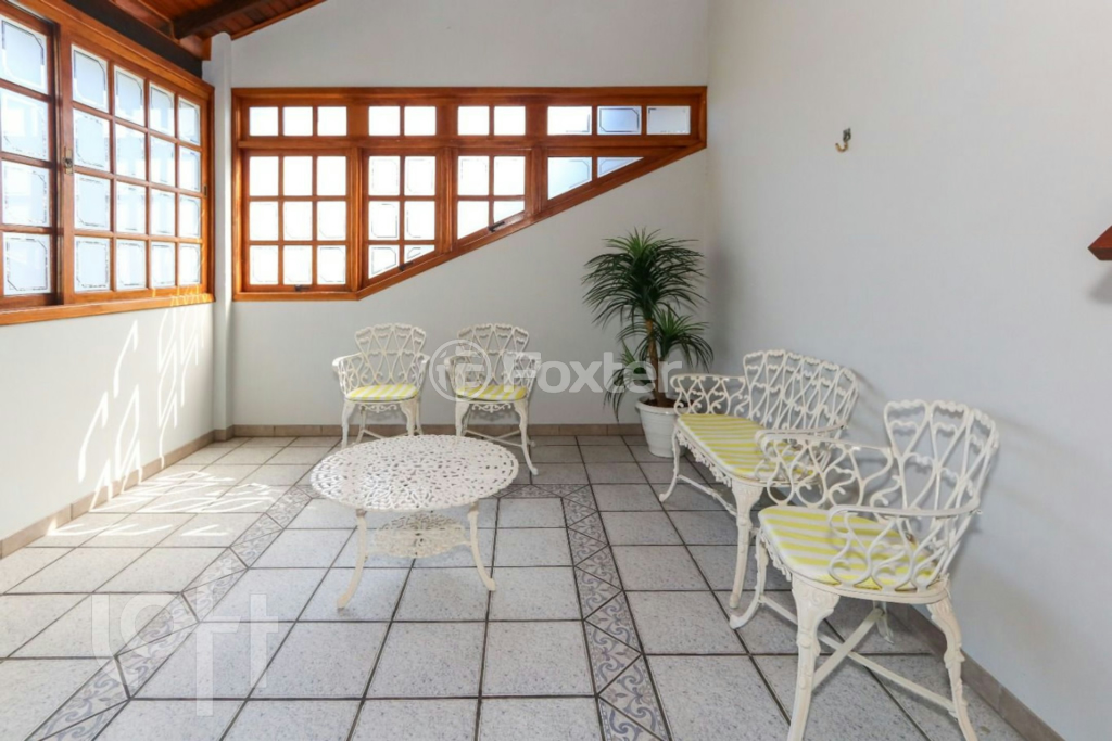 Casa à venda com 6 quartos, 227m² - Foto 26