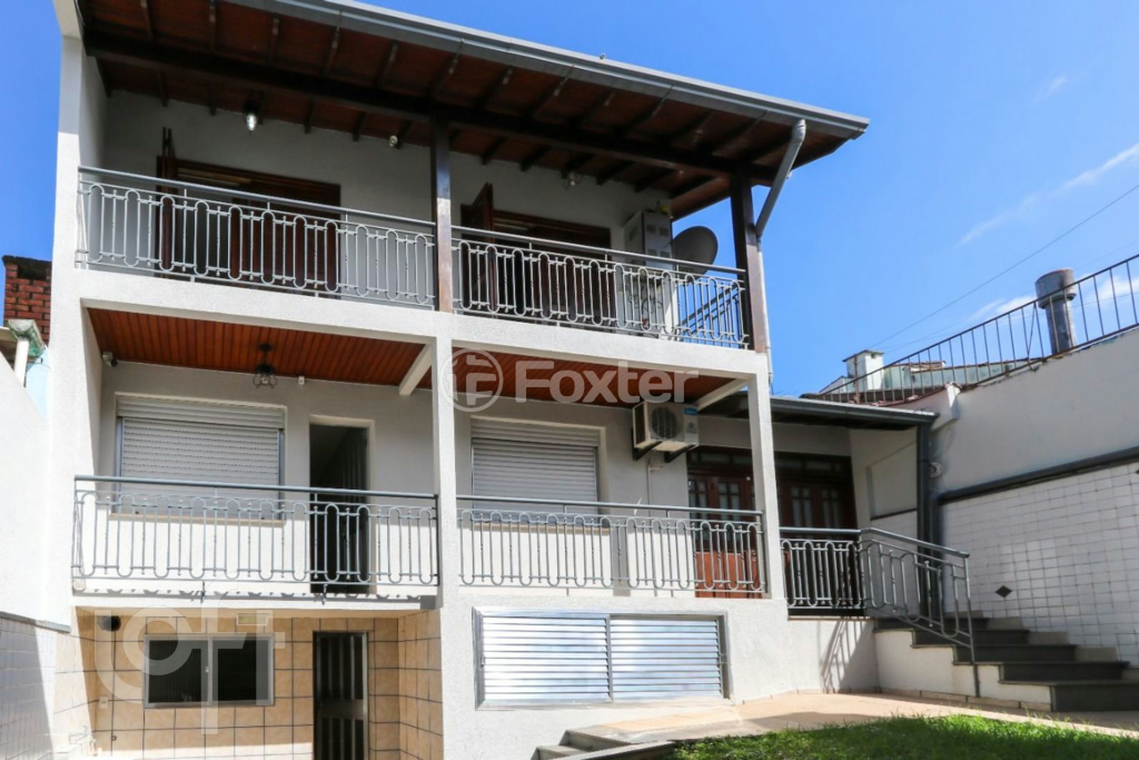 Casa à venda com 6 quartos, 227m² - Foto 46
