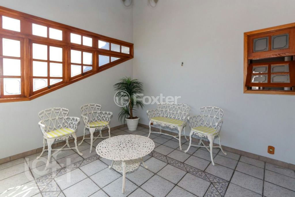 Casa à venda com 6 quartos, 227m² - Foto 27