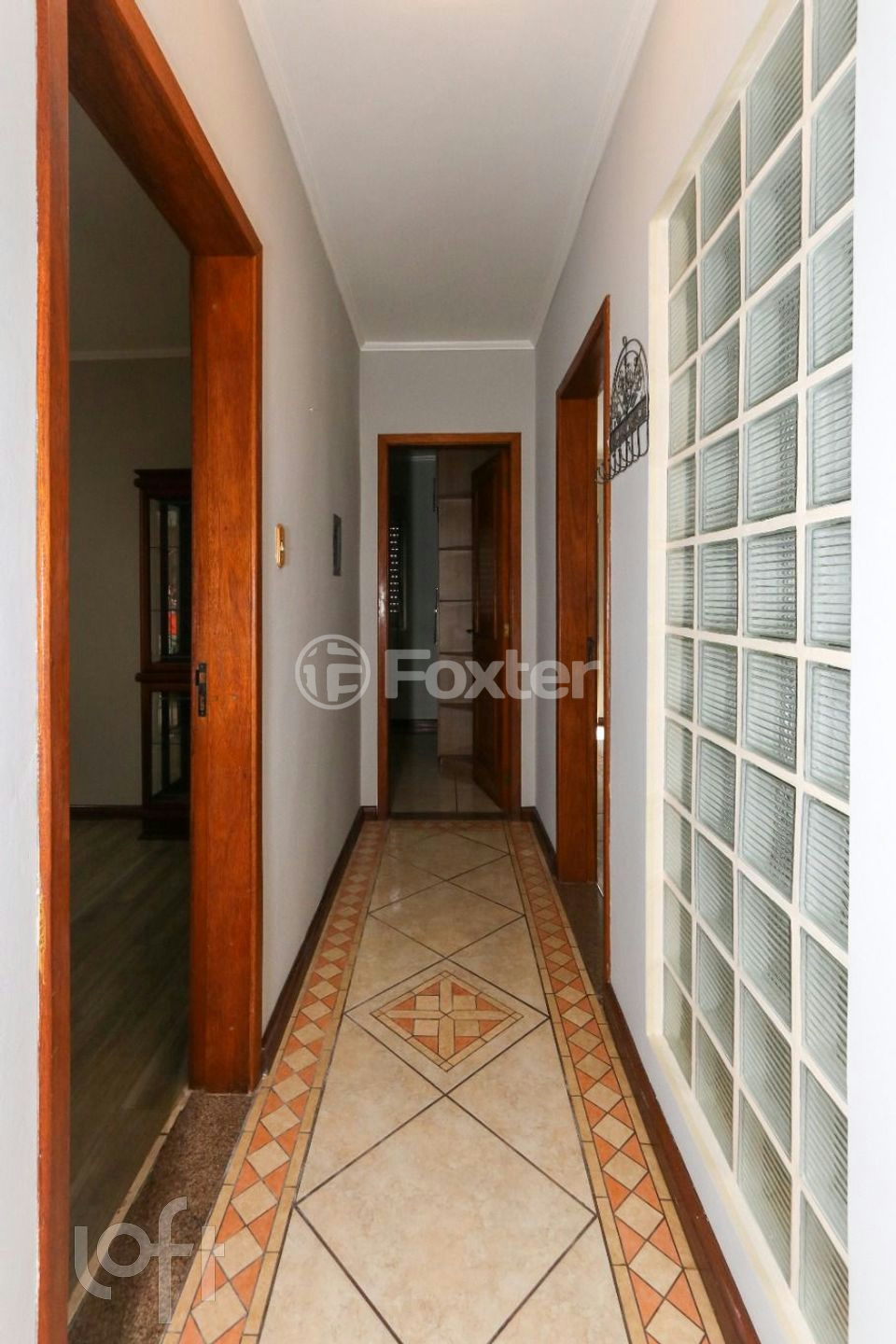 Casa à venda com 6 quartos, 227m² - Foto 16