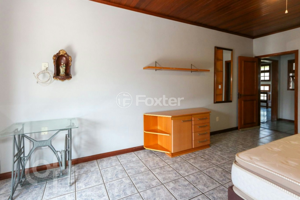 Casa à venda com 6 quartos, 227m² - Foto 39