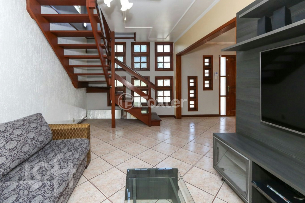 Casa à venda com 6 quartos, 227m² - Foto 6