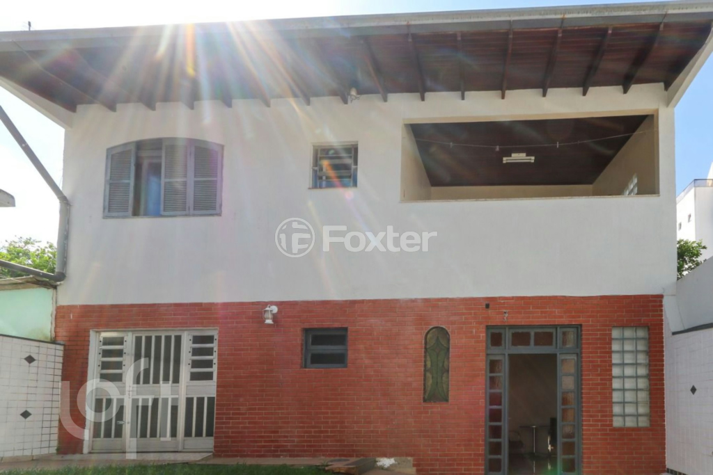 Casa à venda com 6 quartos, 227m² - Foto 47