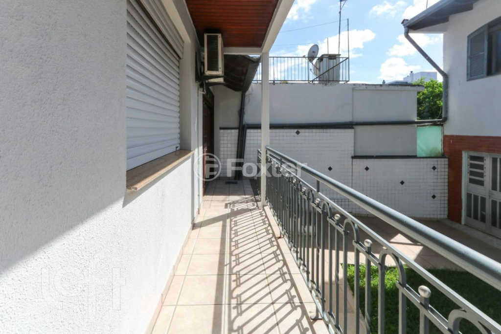 Casa à venda com 6 quartos, 227m² - Foto 40