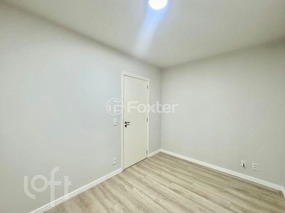 Apartamento à venda com 2 quartos, 60m² - Foto 17