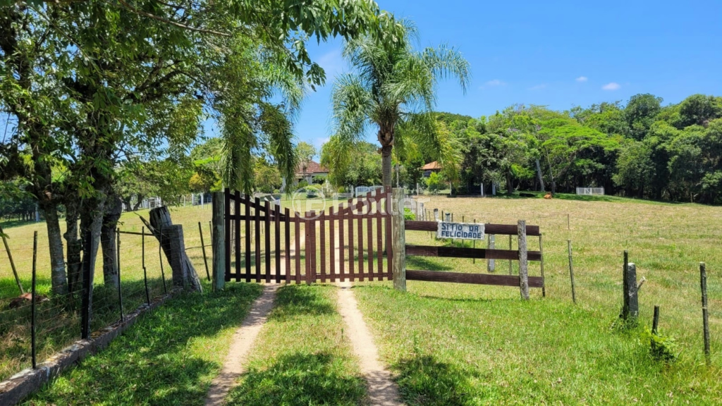 Sítio à venda com 2 quartos, 150m² - Foto 9