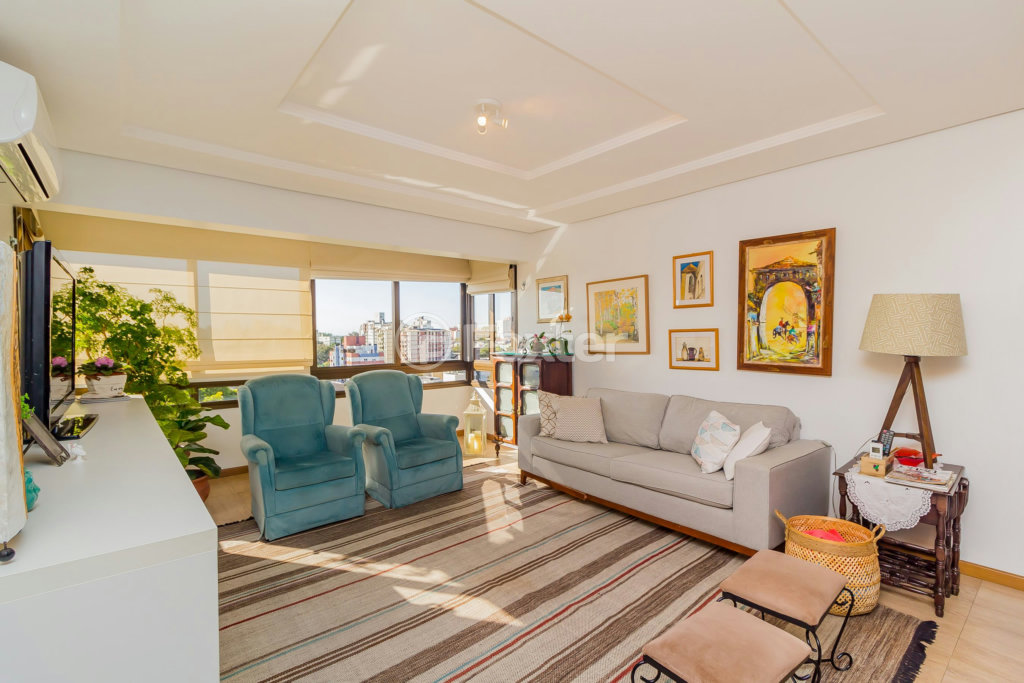 Apartamento à venda com 3 quartos, 107m² - Foto 1